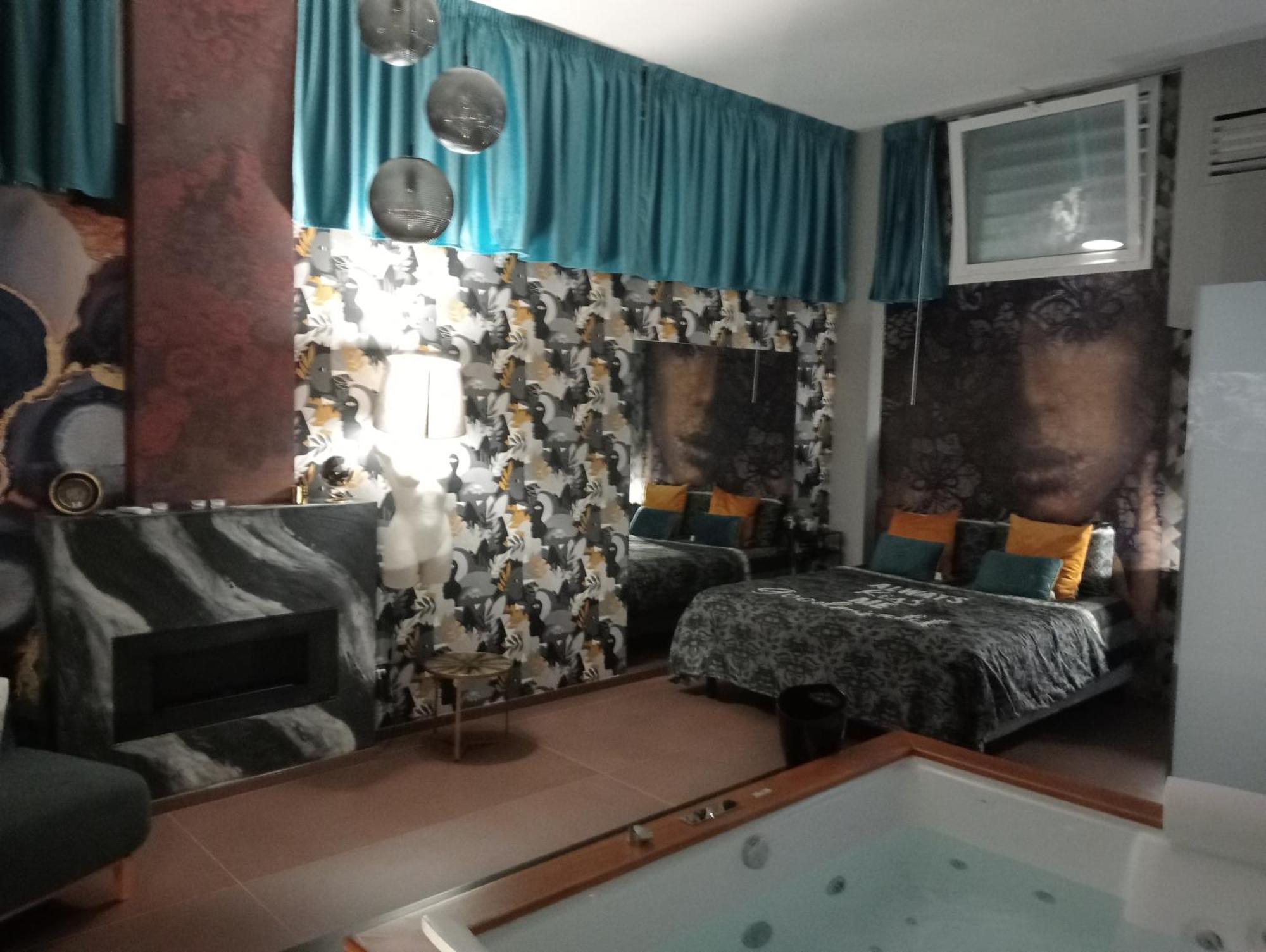 Suite Luxurya Bari Habitación foto